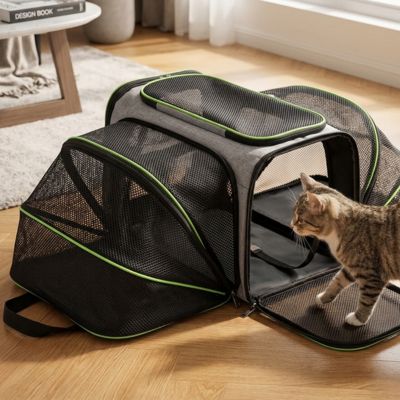 sac a chat transport gris vert ouvert avec extension maille.
